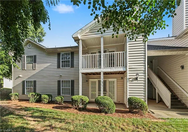 Photo 1 of Sale Pending at 800 Spruill Ct, Greensboro, NC 27409 | MLS# 1233222 | Listing updated on 2026-09-16