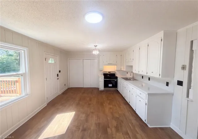 Photo 2 of Single family home for sale at 231 Oakgrove Rd, Asheboro, NC 27205 | MLS# 1237725 | Listing updated on 2026-10-28