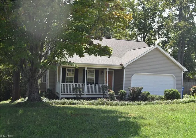 Single family home for sale at 3704 Signet Dr, Winston Salem, NC 27101 | MLS# 1235825