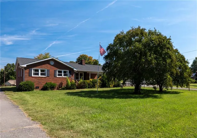Single family home for sale at 5131 Old Rural Hall Rd, Winston Salem, NC 27105 | MLS# 1237964