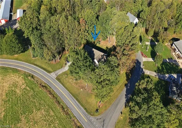 Photo 3 of Single family home for sale at 2765 Airport Rd, North Wilkesboro, NC 28659 | MLS# 1239929 | Listing updated on 2026-10-25