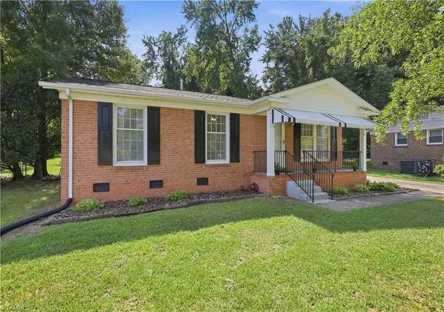 Photo 1 of Sale Pending at 1008 Lombardy St, Greensboro, NC 27405 | MLS# 1233977 | Listing updated on 2026-09-10