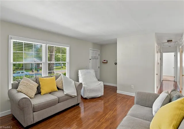 Photo 4 of Single family home for sale at 203 Capistrano Dr, Winston Salem, NC 27103 | MLS# 1234982 | Listing updated on 2026-09-21