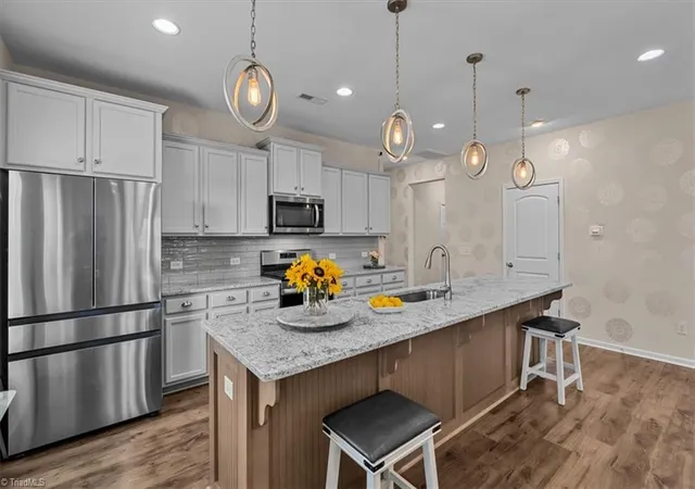 Photo 4 of Single family home for sale at 2530 William Joseph Ln, High Point, NC 27265 | MLS# 1233816 | Listing updated on 2026-09-20