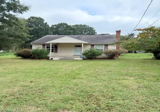 Photo 1 of Sale Pending at 140 Albertson Rd, Thomasville, NC 27360 | MLS# 1237835 | Listing updated on 2026-10-29