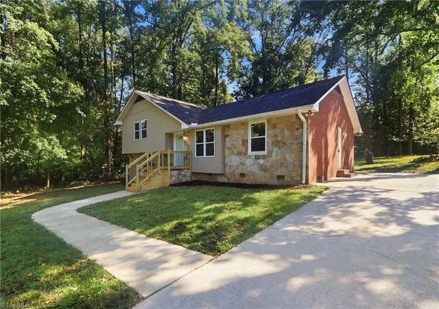 Photo 1 of Single family home for sale at 1505 Brannock Dr, Greensboro, NC 27406 | MLS# 1234464 | Listing updated on 2026-09-07