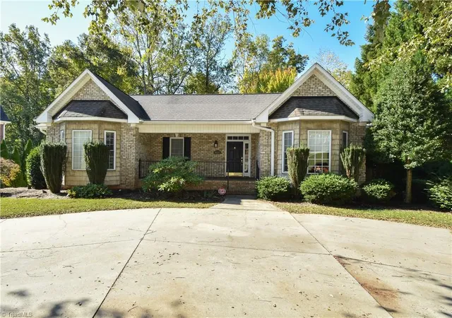 Single family home for sale at 4634 Pebble Lake Dr, Pfafftown, NC 27040 | MLS# 1238502
