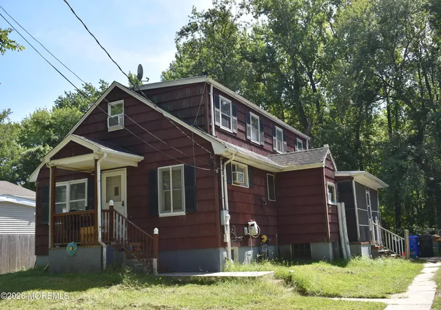 Photo 2 of Single family home for sale at 10 Youmans Ave, Eatontown, NJ 07724 | MLS# 22629026 | Listing updated on 2026-09-14