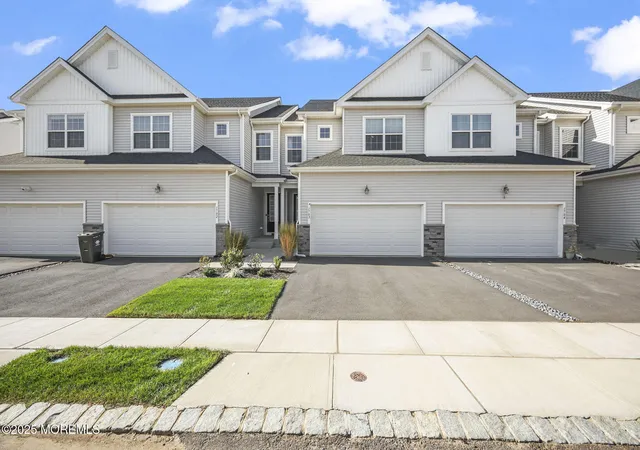 Photo 3 of Condo for sale at 1703 Wrangler Ave, Marlboro, NJ 07746 | MLS# 22629631 | Listing updated on 2026-10-04