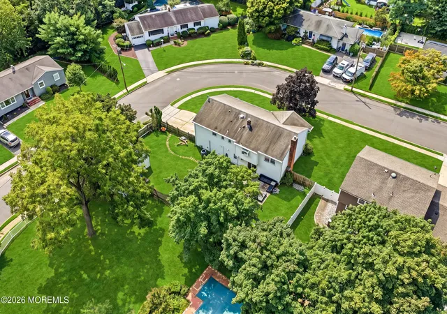 Photo 4 of Single family home for sale at 20 Whitehall Cir, Oceanport, NJ 07757 | MLS# 22633083 | Listing updated on 2026-10-28
