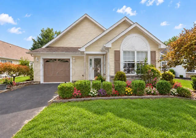 Photo 1 of Single family home for sale at 2736 Meadow Lake Dr, Toms River, NJ 08755 | MLS# 22605381 | Listing updated on 2026-09-15