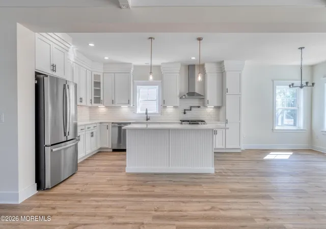 Photo 2 of Single family home for sale at 13 Vanard Dr, Brick, NJ 08723 | MLS# 22607596 | Listing updated on 2026-09-16