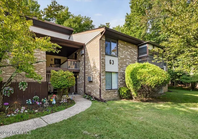 Photo 3 of Single family home for sale at 63 Overlook Way #D, Manalapan, NJ 07726 | MLS# 22629638 | Listing updated on 2026-09-22