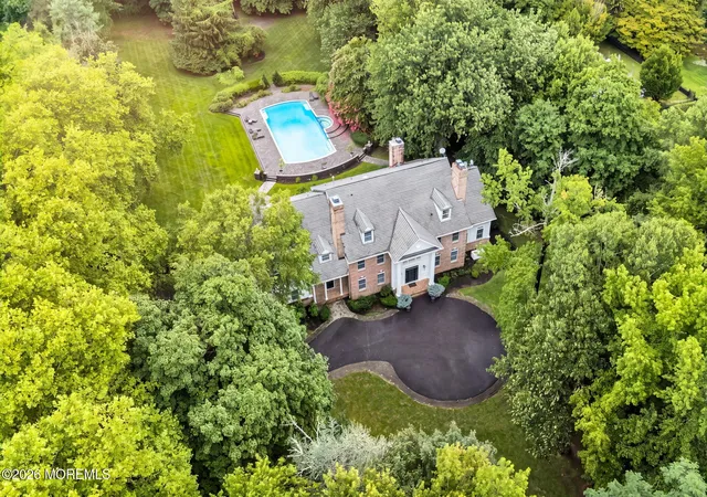 Photo 1 of Sale Pending at 423 Navesink River Rd, Red Bank, NJ 07701 | MLS# 22611520 | Listing updated on 2026-09-30