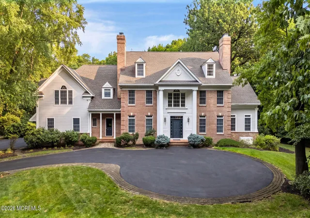 Photo 1 of Sale Pending at 423 Navesink River Rd, Red Bank, NJ 07701 | MLS# 22611520 | Listing updated on 2026-09-30