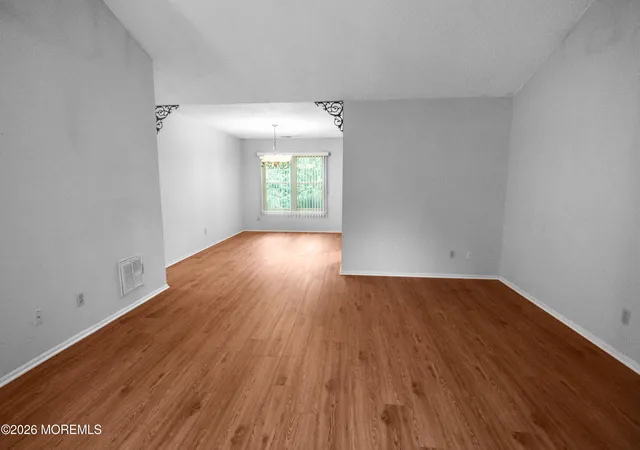 Photo 4 of Single family home for sale at 8 Morning Glory Ln, Whiting, NJ 08759 | MLS# 22613545 | Listing updated on 2026-09-25
