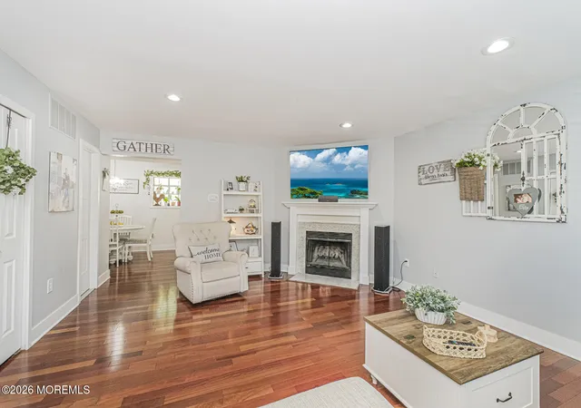 Photo 1 of Condo for sale at 4 Shilling Way, Jackson, NJ 08527 | MLS# 22614070 | Listing updated on 2026-09-16