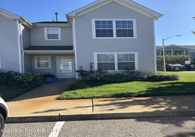 Photo 1 of Single family home for sale at 301 Prosperity Ct, Toms River, NJ 08755 | MLS# 22615919 | Listing updated on 2026-09-17