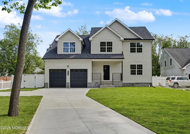 Photo 1 of Single family home for sale at 1117 Lakewood Rd, Toms River, NJ 08753 | MLS# 22616545 | Listing updated on 2026-10-08