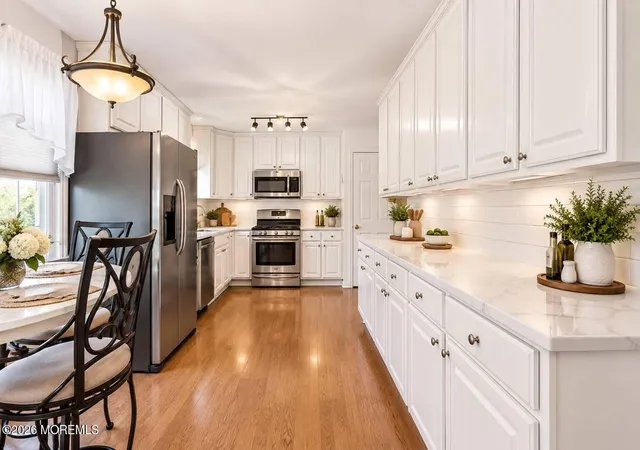 Photo 3 of Single family home for sale at 4 Rosewood Ct, Lakewood, NJ 08701 | MLS# 22617214 | Listing updated on 2026-10-14