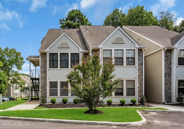 Photo 1 of Single family home for sale at 47 Chelmsford Ct, Marlton, NJ 08053 | MLS# 22619905 | Listing updated on 2026-09-03