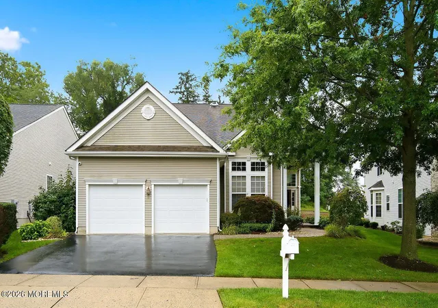 Photo 1 of Single family home for sale at 6 Arcaro Rd, Manalapan, NJ 07726 | MLS# 22619514 | Listing updated on 2026-09-28
