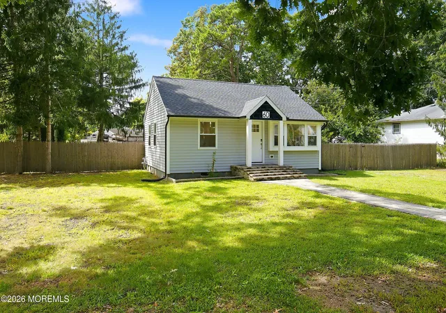 Photo 3 of Single family home for sale at 60 Crest Dr, Howell, NJ 07731 | MLS# 22630235 | Listing updated on 2026-10-06