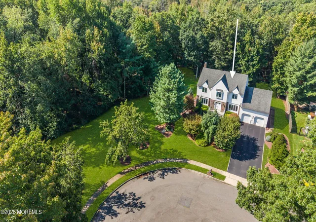 Photo 3 of Single family home for sale at 46 Heather Dr, Manalapan, NJ 07726 | MLS# 22629200 | Listing updated on 2026-09-28