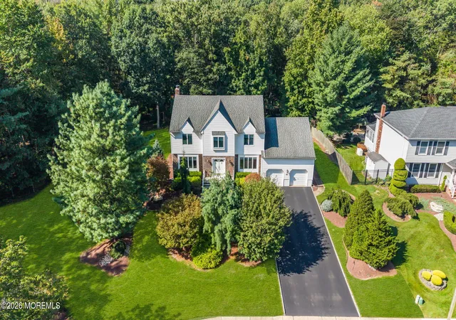 Photo 3 of Single family home for sale at 46 Heather Dr, Manalapan, NJ 07726 | MLS# 22629200 | Listing updated on 2026-09-28