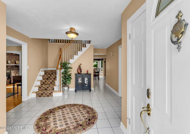 Photo 4 of Single family home for sale at 46 Heather Dr, Manalapan, NJ 07726 | MLS# 22629200 | Listing updated on 2026-09-28