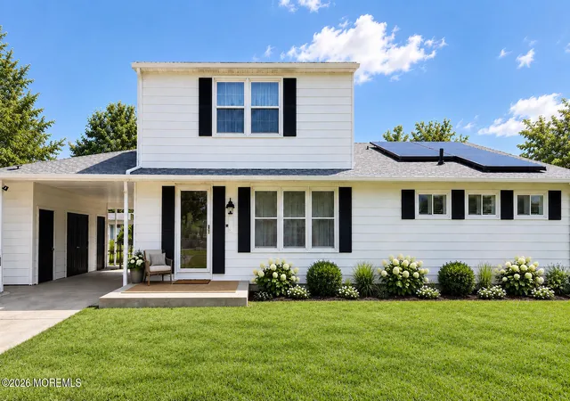 Single family home for sale at 18 Oak Landing Rd, Lumberton, NJ 08048 | MLS# 22622341