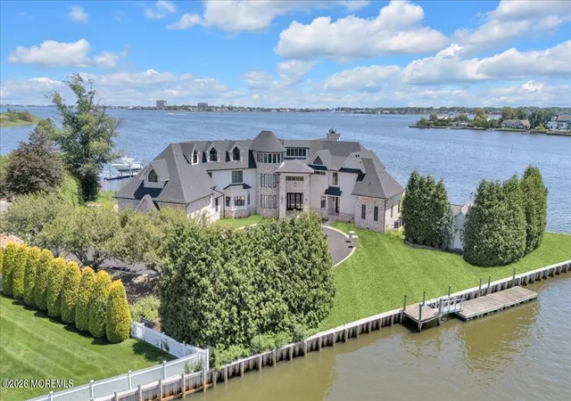 Photo 4 of Single family home for sale at 16 Harbor Dr, Rumson, NJ 07760 | MLS# 22633559 | Listing updated on 2026-10-30