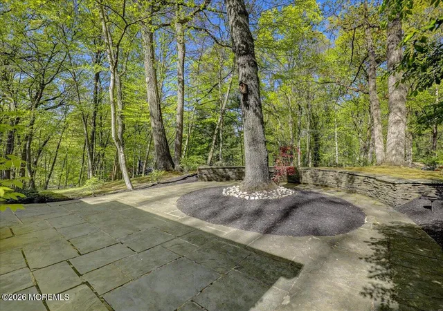 Photo 4 of Single family home for sale at 6 Twin Brooks Ct, Holmdel, NJ 07733 | MLS# 22629208 | Listing updated on 2026-09-23