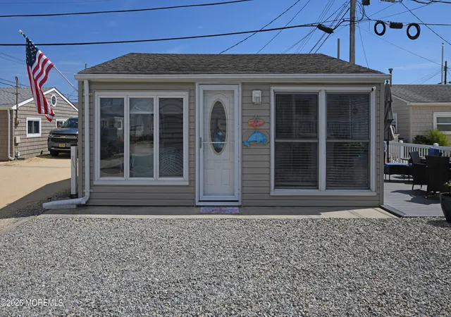 Photo 2 of Single family home for sale at 31 E Sandpiper Way, Lavallette, NJ 08735 | MLS# 22628478 | Listing updated on 2026-09-16