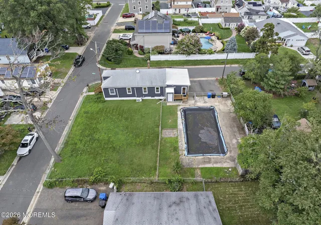 Photo 1 of Single family home for sale at 18 Van Brunt Pl, North Middletown, NJ 07748 | MLS# 22627506 | Listing updated on 2026-09-10
