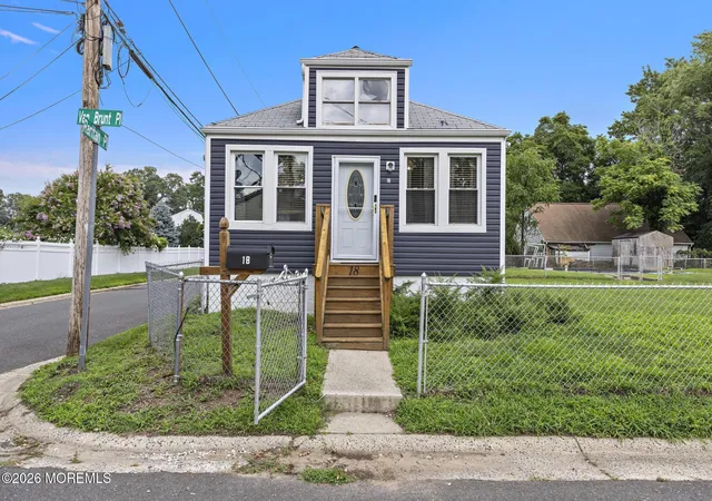 Photo 3 of Single family home for sale at 18 Van Brunt Pl, North Middletown, NJ 07748 | MLS# 22627506 | Listing updated on 2026-09-10