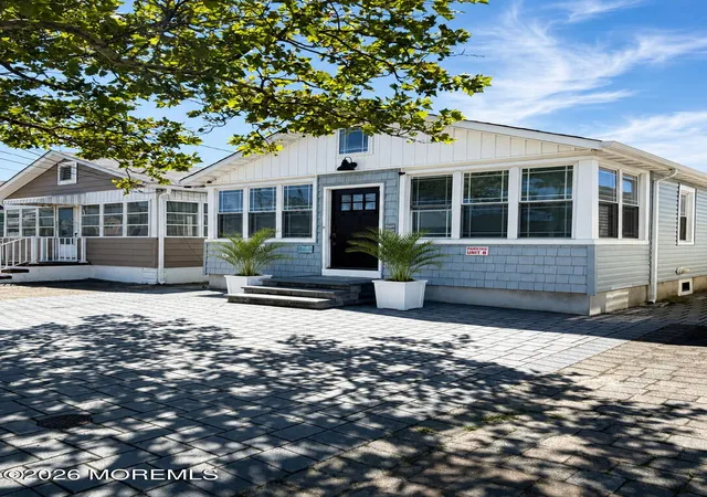 Photo 1 of Single family home for sale at 313 Grant Ave, Seaside Heights, NJ 08751 | MLS# 22624832 | Listing updated on 2026-09-17