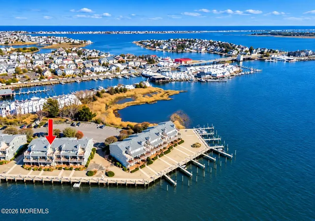 Listing Photo 4 - Condo for sale in building located at 36 Hidden Harbor Dr, Point Pleasant, NJ 08742 - Unit #36