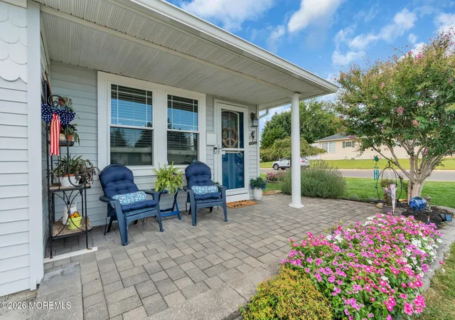 Photo 3 of Single family home for sale at 671 Jamaica Blvd, Toms River, NJ 08757 | MLS# 22627522 | Listing updated on 2026-09-08