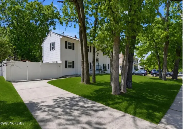 Photo 3 of Sale Pending at 111 Oak Ridge Pkwy, Toms River, NJ 08755 | MLS# 22625544 | Listing updated on 2026-09-28
