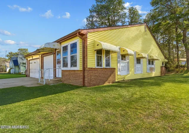Photo 1 of Single family home for sale at 7b Greenwood Ln #62, Whiting, NJ 08759 | MLS# 22625817 | Listing updated on 2026-09-09