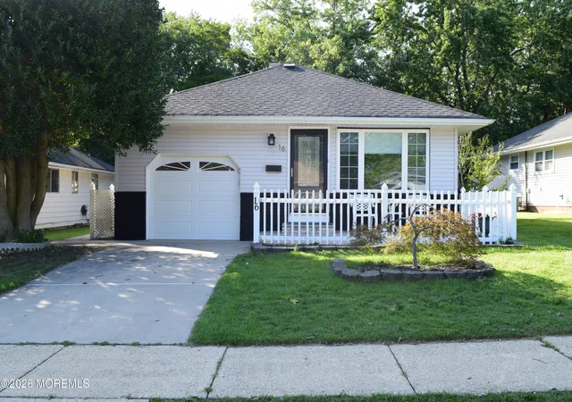 Photo 1 of Single family home for sale at 16 Mount Katadin Dr, Toms River, NJ 08753 | MLS# 22629596 | Listing updated on 2026-10-07