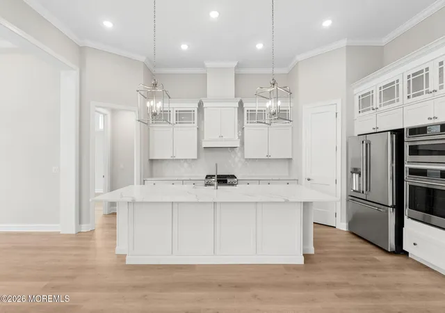 Photo 4 of Single family home for sale at 10 Dahlia Ct, Manalapan, NJ 07726 | MLS# 22625798 | Listing updated on 2026-09-24