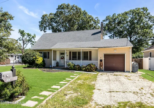 Photo 2 of Single family home for sale at 113 George Rd, Toms River, NJ 08753 | MLS# 22629552 | Listing updated on 2026-09-25
