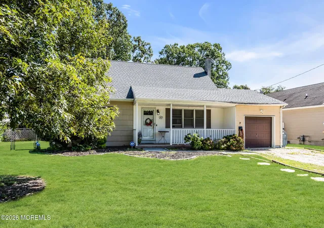 Photo 3 of Single family home for sale at 113 George Rd, Toms River, NJ 08753 | MLS# 22629552 | Listing updated on 2026-09-25