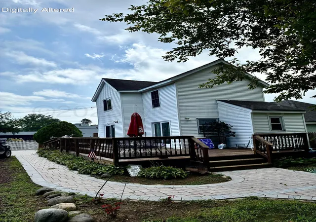 Photo 3 of Single family home for sale at 401 W Columbus Pl, Long Branch, NJ 07740 | MLS# 22628349 | Listing updated on 2026-09-15