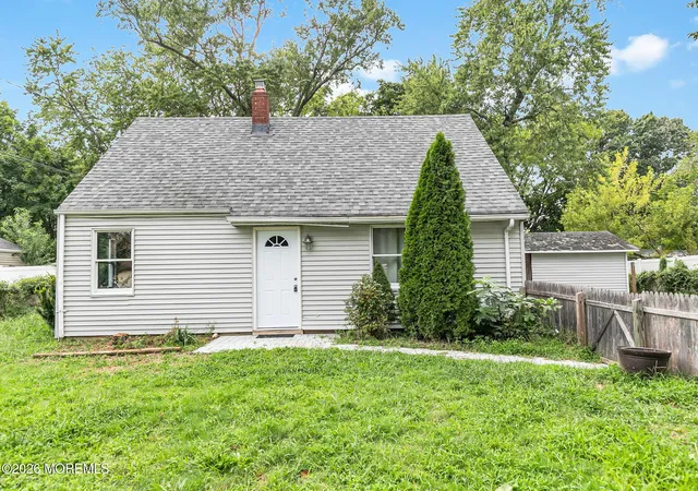 Photo 2 of Sale Pending at 10 Steven Ave, Tinton Falls, NJ 07724 | MLS# 22628637 | Listing updated on 2026-09-23