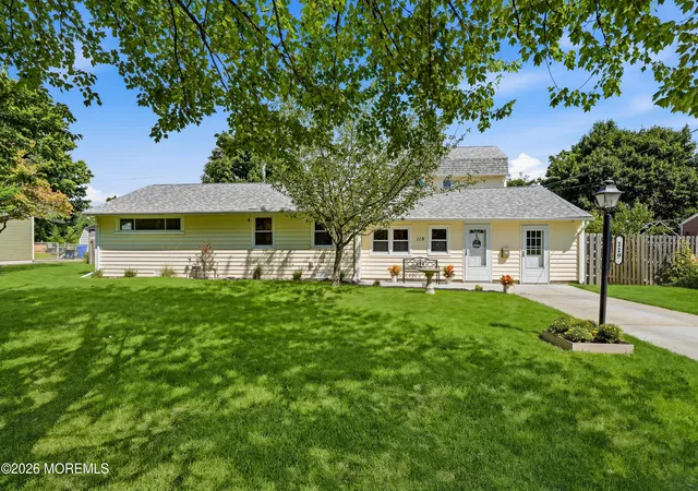 Photo 1 of Sale Pending at 119 Court Dr, Shrewsbury, NJ 07702 | MLS# 22629096 | Listing updated on 2026-10-05