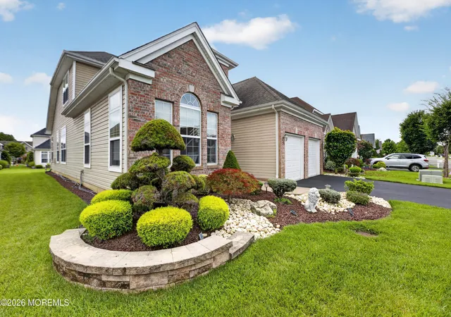 Photo 3 of Sale Pending at 228 Diamond Spring Dr, Monroe Township, NJ 08831 | MLS# 22627191 | Listing updated on 2026-09-19