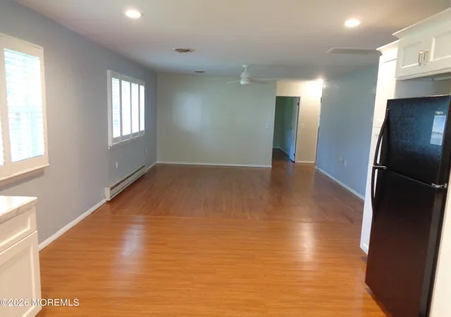 Photo 3 of Single family home for sale at 118 A Hope Rd, Whiting, NJ 08759 | MLS# 22626399 | Listing updated on 2026-10-07